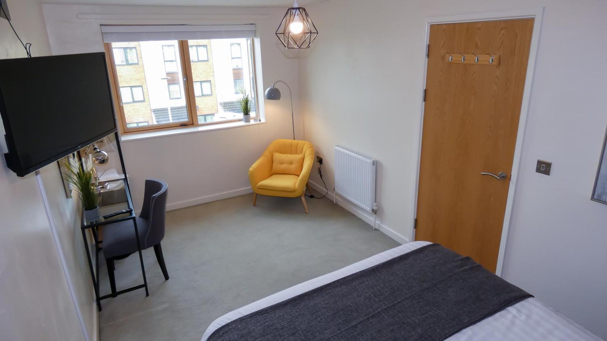Three Bedroom Townhouse With Parking Telford Værelse billede
